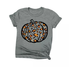 Load image into Gallery viewer, Graphic Leopard Pumpkin Tee
